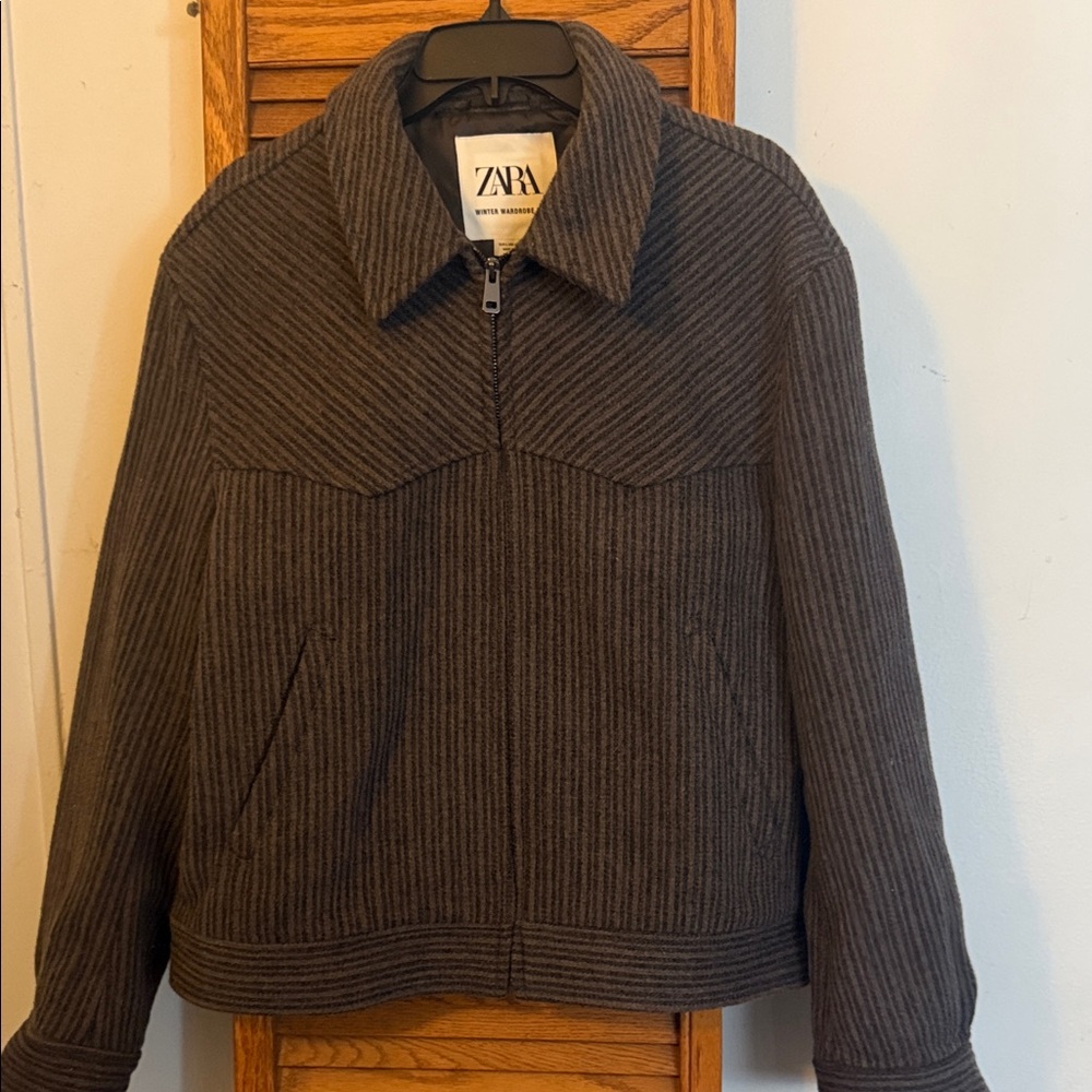Zara Men's Dark Gray Bomber Jacket